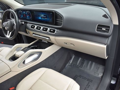 Used 2020 Mercedes-Benz GLE 350 4MATIC image 7