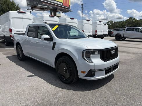 New 2026 Ford Maverick Lobo AWD/4WD image 9