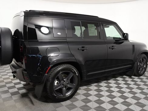 Used 2023 Land Rover Defender 110 X-Dynamic SE AWD/4WD image 7