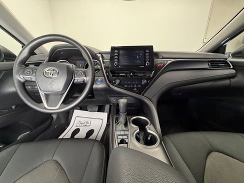 Used 2023 Toyota Camry LE image 10