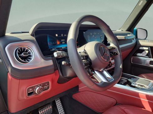 Certified 2025 Mercedes-Benz G 63 AMG 4MATIC image 15