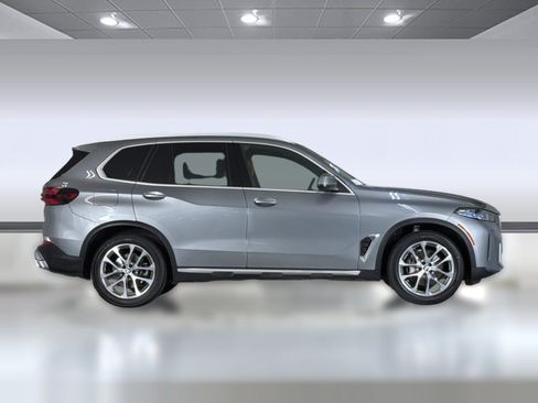 Certified 2024 BMW X5 sDrive40i w/ Premium Package RWD image 8