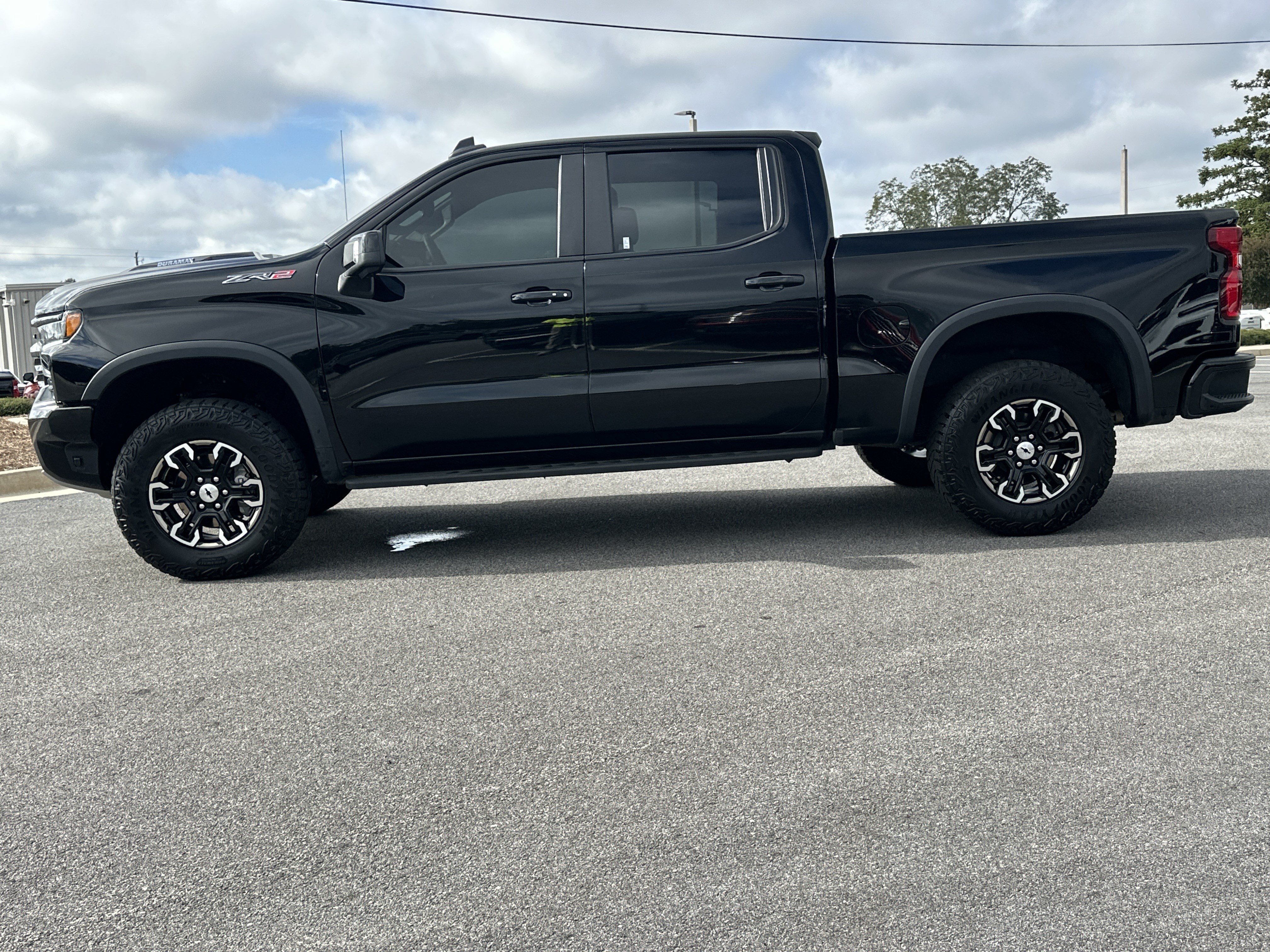 Certified 2024 Chevrolet Silverado 1500 ZR2 w/ Technology Package AWD/4WD image 9