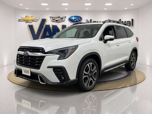 Used 2023 Subaru Ascent Touring AWD/4WD image 1
