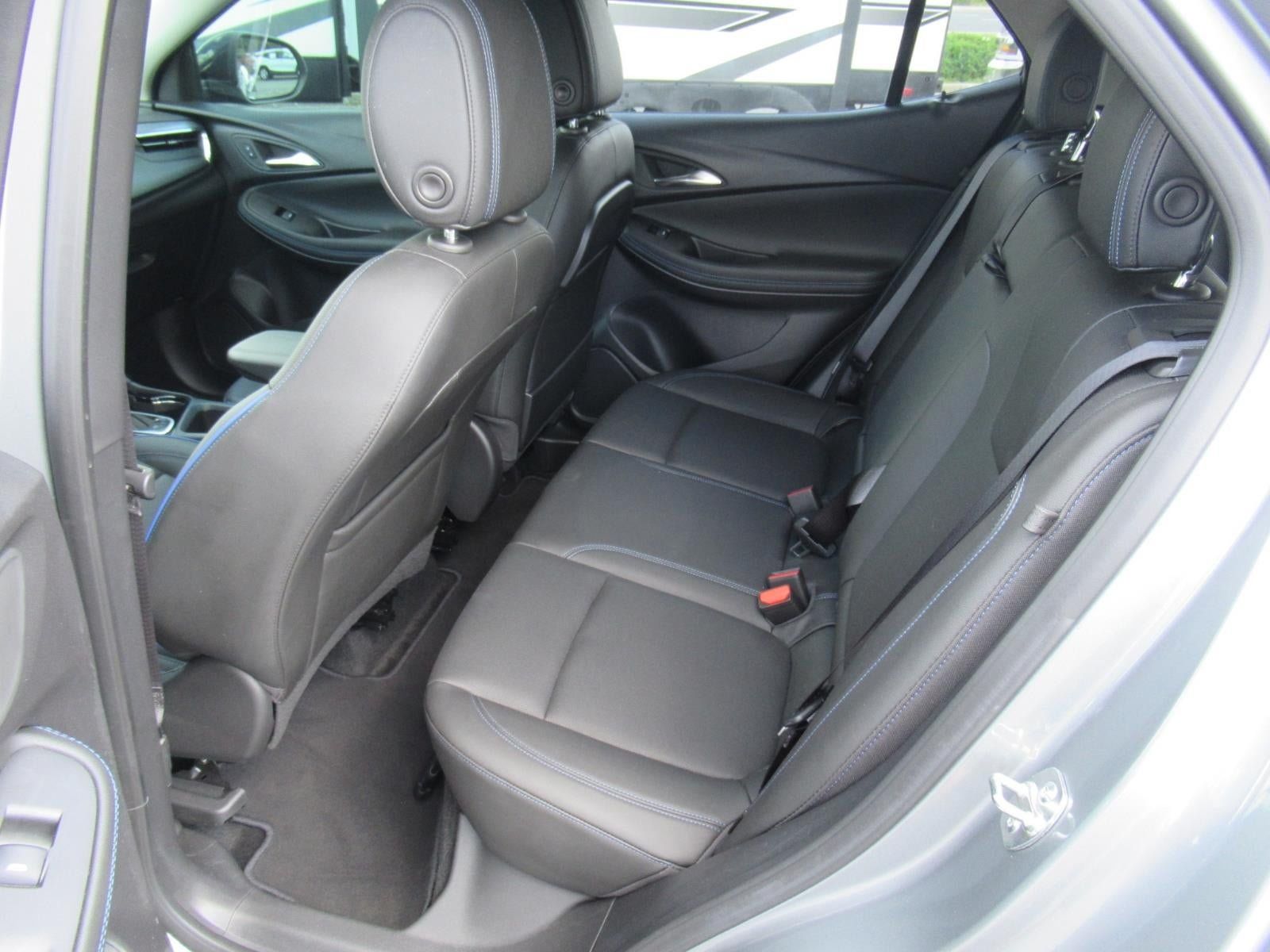 Used 2026 Buick Encore GX Sport Touring w/ Comfort Package FWD image 31