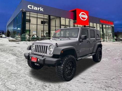 Used 2018 Jeep Wrangler Unlimited Sport S image 3