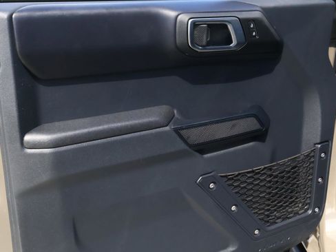 Used 2025 Ford Bronco Badlands AWD/4WD image 15