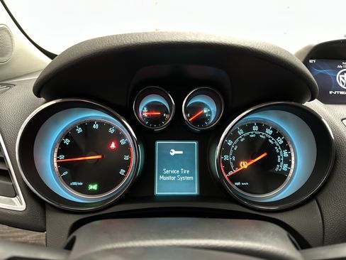 Used 2016 Buick Encore FWD image 21