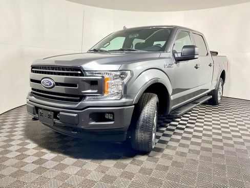 Used 2018 Ford F150 XLT w/ Equipment Group 302A Luxury image 8