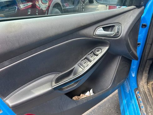 Used 2017 Ford Focus RS AWD/4WD image 7