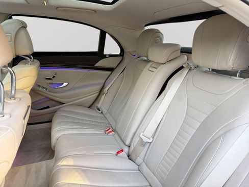Used 2019 Mercedes-Benz S 560 Sedan image 27