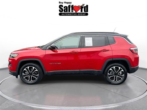 Used 2024 Jeep Compass Limited image 4