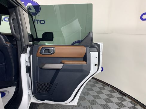 Used 2023 Ford Bronco Outer Banks w/ Sasquatch Package image 36