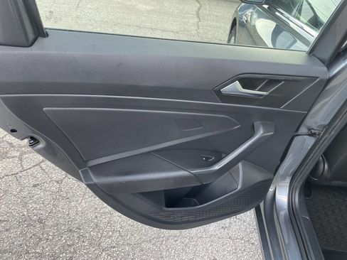 Used 2019 Volkswagen Jetta R-Line image 19