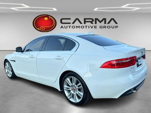 Used 2019 Jaguar XE Premium RWD image 3