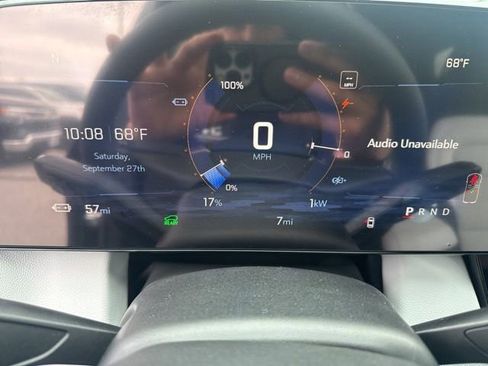 New 2025 Chevrolet Equinox EV LT w/ Convenience Package II FWD image 13