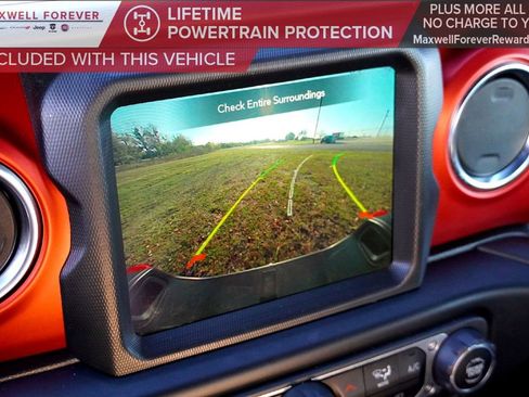 Used 2022 Jeep Gladiator Rubicon w/ Safety Group image 18