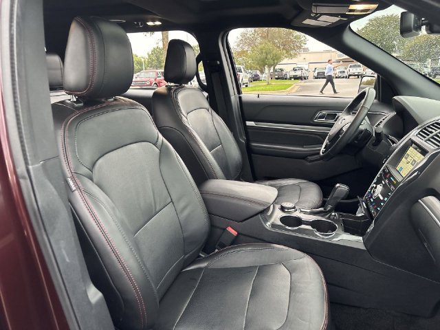 Used 2018 Ford Explorer Sport w/ Equipment Group 401A AWD/4WD image 35