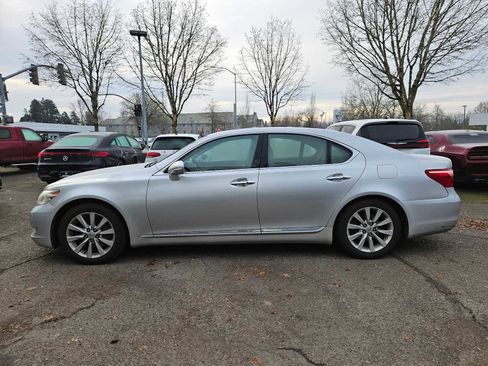 Used 2010 Lexus LS 460 image 6
