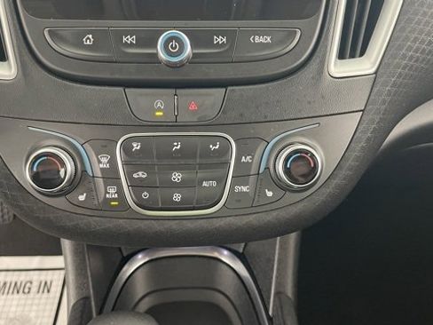 Used 2024 Chevrolet Malibu LT image 41