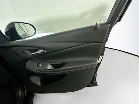 Used 2025 Buick Encore GX Preferred image 30