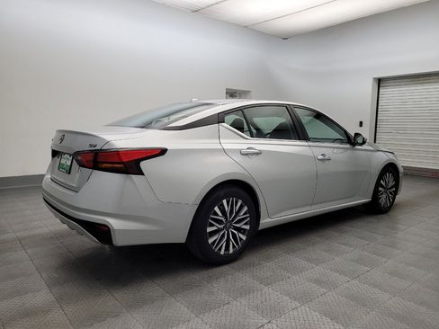 Used 2023 Nissan Altima 2.5 SV image 10