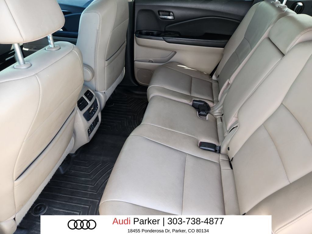 Used 2016 Honda Pilot Touring image 8