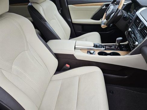 Used 2019 Lexus RX 350L Luxury image 11