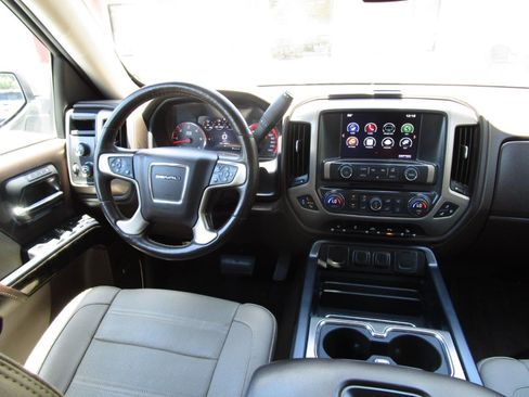 Used 2016 GMC Sierra 1500 Denali AWD/4WD image 9