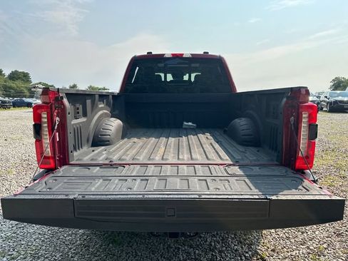 Used 2024 Ford F250 Lariat w/ Lariat Ultimate Package AWD/4WD image 13
