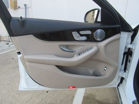 Used 2016 Mercedes-Benz C 300 Sedan image 13