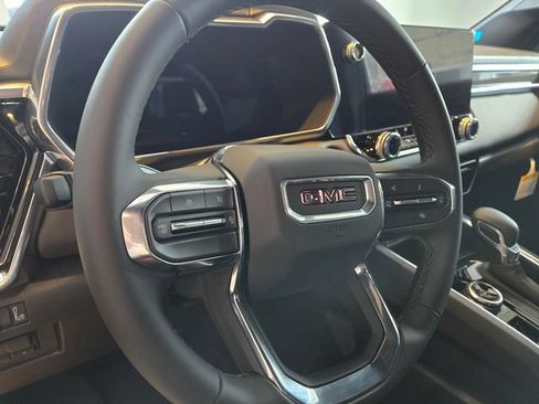 New 2026 GMC Canyon Elevation w/ Convenience Package AWD/4WD image 9