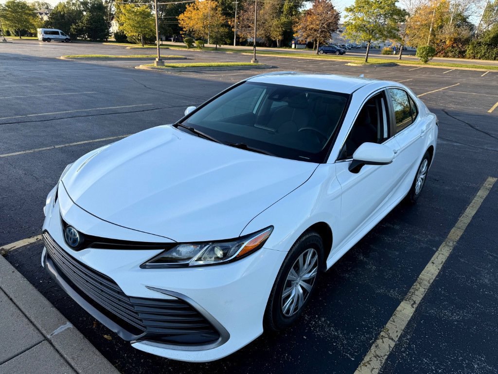 Used 2022 Toyota Camry LE FWD image 2