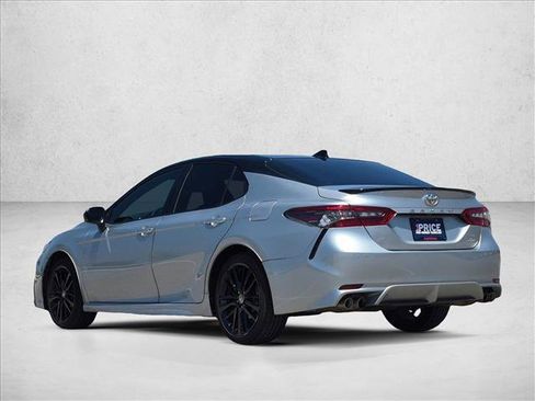 Used 2023 Toyota Camry XSE FWD image 6