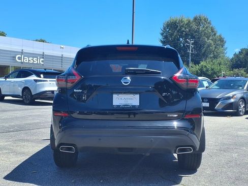 Used 2022 Nissan Murano SV w/ SV Midnight Edition Package image 6