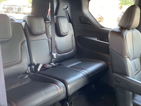Certified 2025 Nissan Armada SL w/ Captain's Chari Seat Package RWD image 31