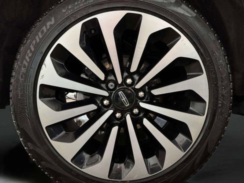 Used 2022 Lincoln Navigator Reserve image 43