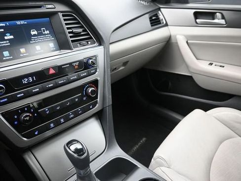 Used 2017 Hyundai Sonata Sport w/ Value Edition Package 02 FWD image 30