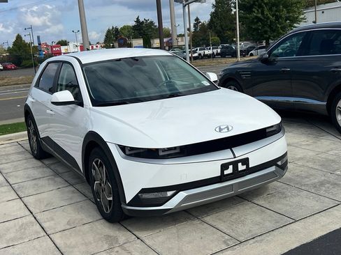 Used 2024 Hyundai Ioniq 5 SEL RWD image 7