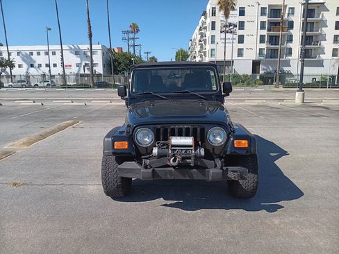Used 2006 Jeep Wrangler X image 2