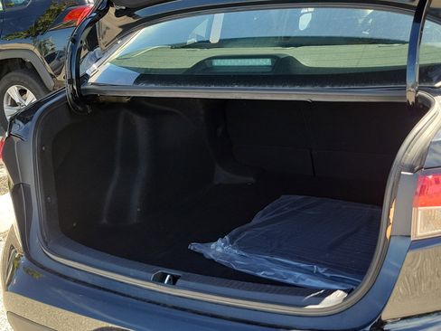 Used 2024 Toyota Corolla LE image 7