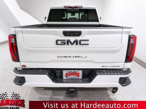 Used 2024 GMC Sierra 2500 Denali Ultimate image 4