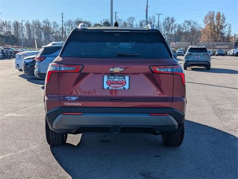 New 2026 Chevrolet Equinox LT w/ Convenience Package II image 4