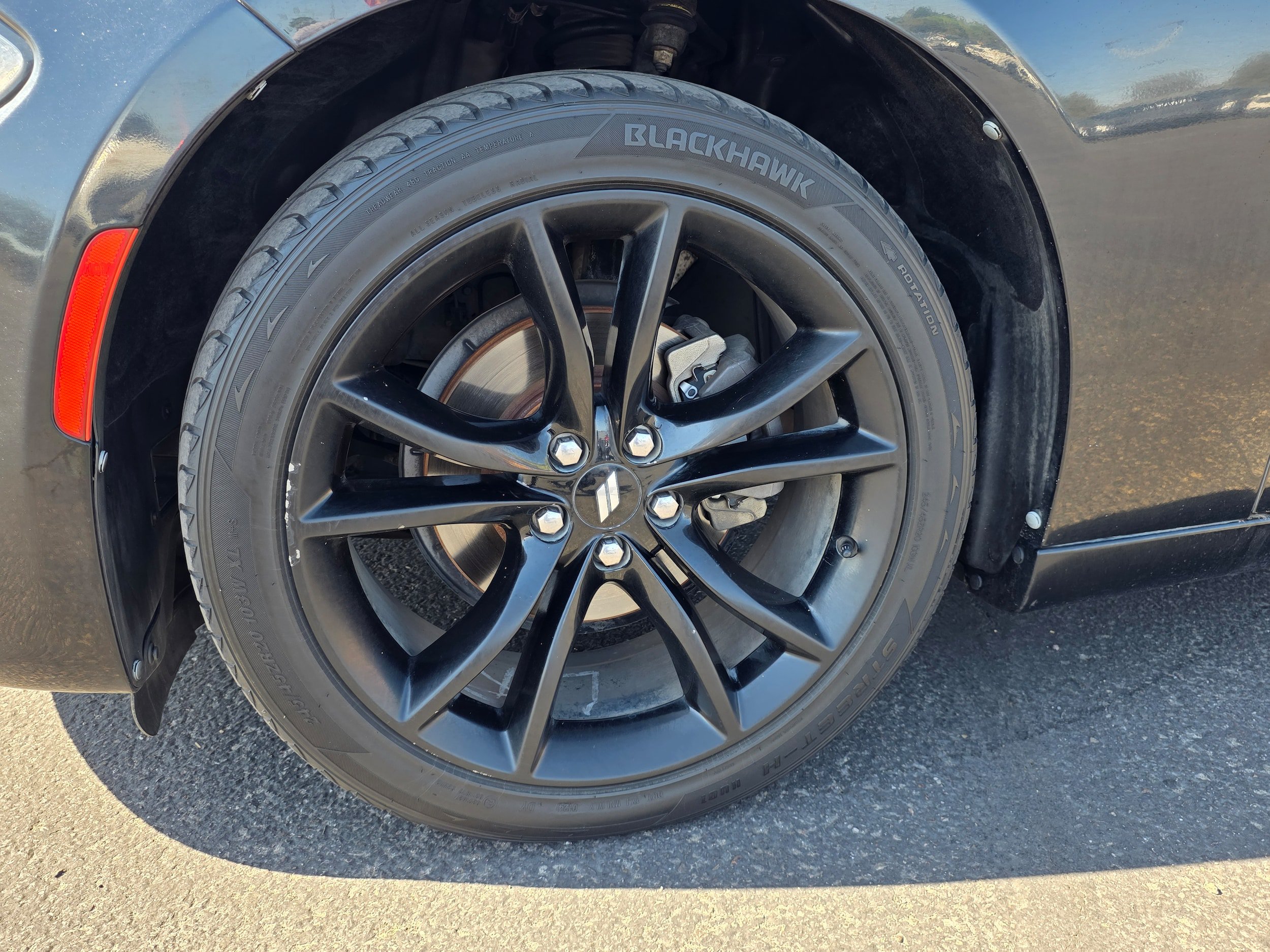 Used 2017 Dodge Charger SXT RWD image 11