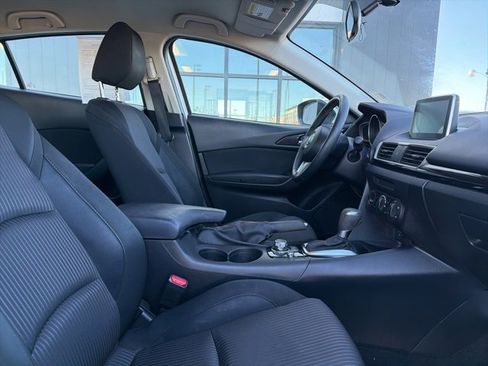 Used 2015 MAZDA MAZDA3 i Touring image 11