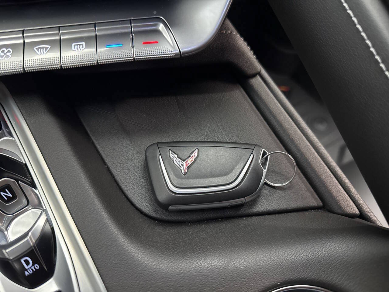 Used 2026 Chevrolet Corvette Stingray Preferred Cpe w/ Battery Protection Package RWD image 18