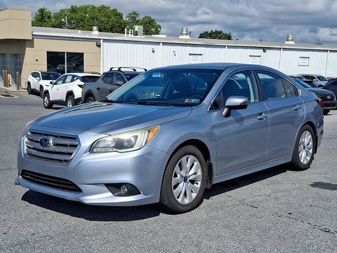 Used 2015 Subaru Legacy 2.5i Premium AWD/4WD image 1