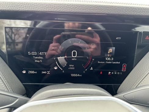 Used 2025 GMC Yukon Denali AWD/4WD image 17