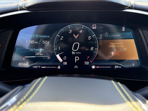 Used 2023 Chevrolet Corvette Stingray Premium Cpe w/ Z51 Performance Package image 24