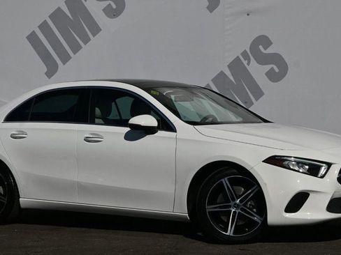 Used 2022 Mercedes-Benz A 220 4MATIC image 3